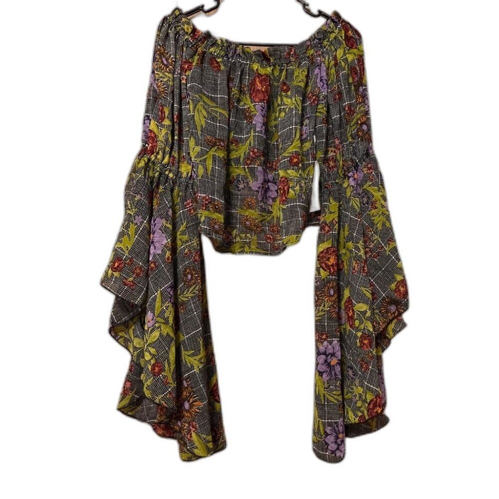 Live4Truth Cottagecore Med. Mixed Floral Peasant croptop w/ Butterfly Sleeves